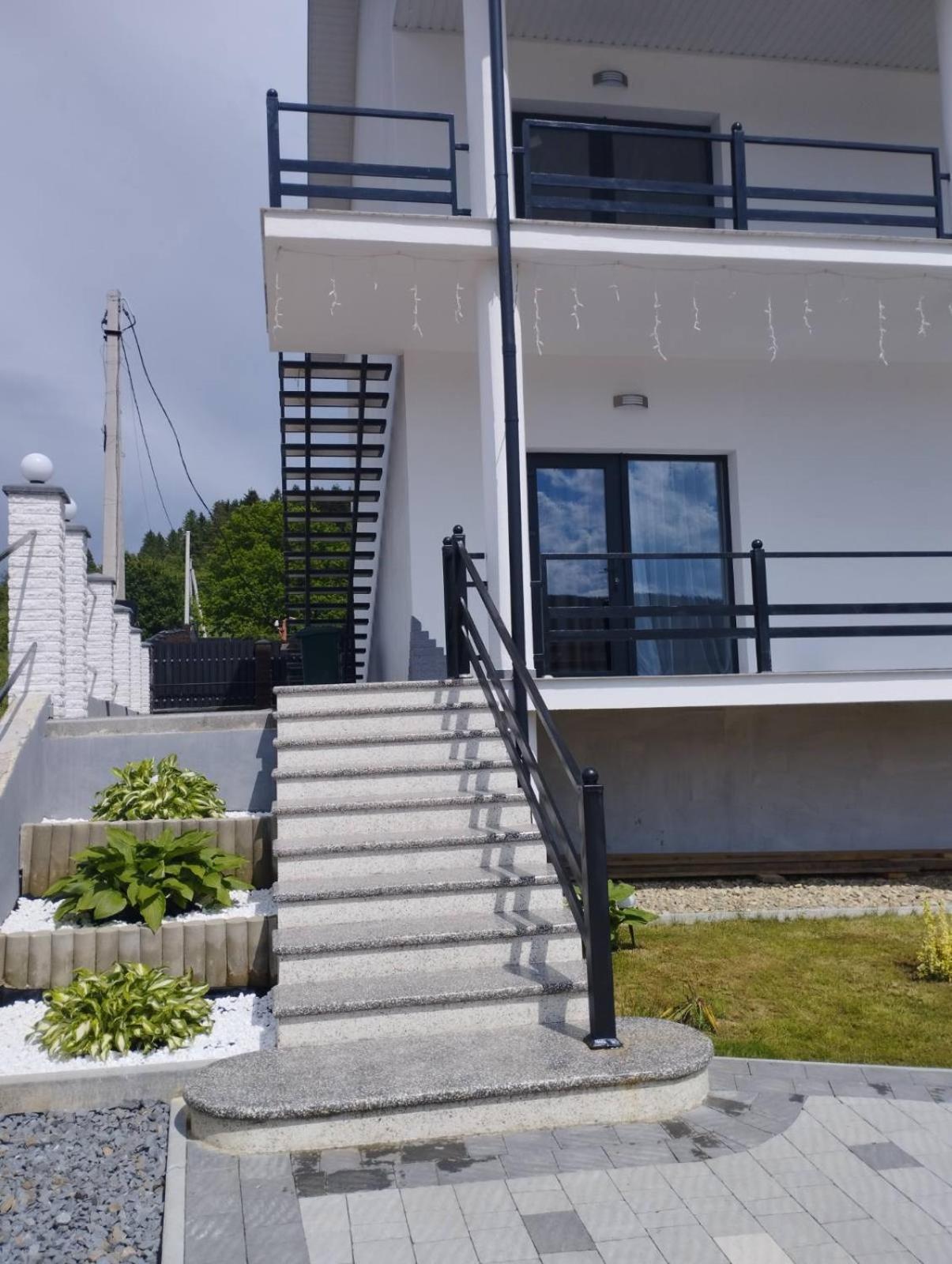 Перлина Карпат Apartment Skhidnytsia ภายนอก รูปภาพ